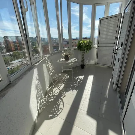 Deoni Luxury Apartment Tirana