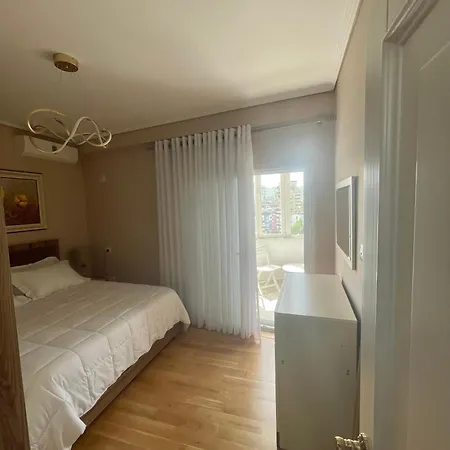 Deoni Luxury Apartment