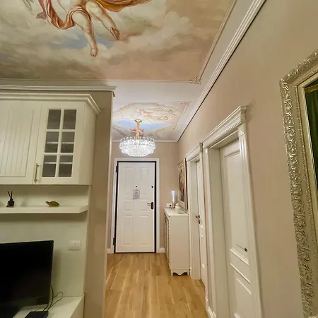 Deoni Luxury Apartment