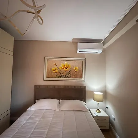 Apartment Deoni Luxury Tirana