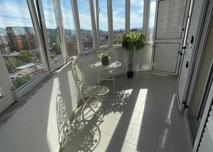 Deoni Luxury 公寓 地拉那